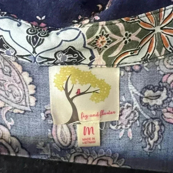 Anthropologie Fig & Flower Button Down Blouse Sz Medium - Picture 2 of 5
